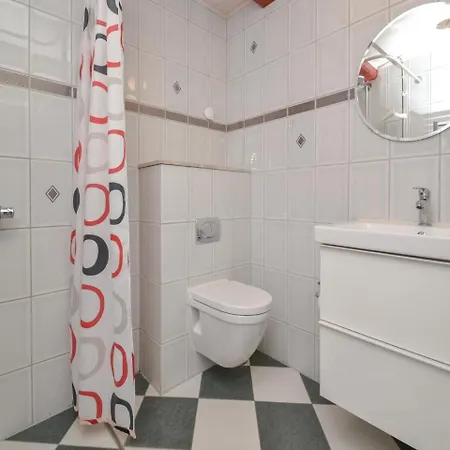 Two-bedroom In Apartamento *